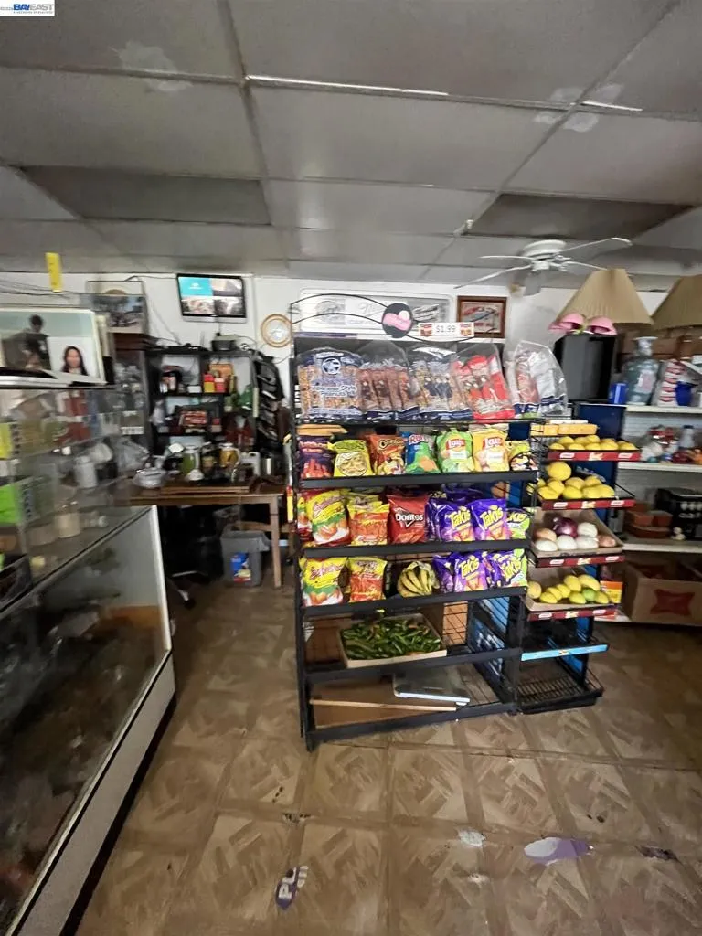 524 E Mission Rd San Gabriel, CA 91776