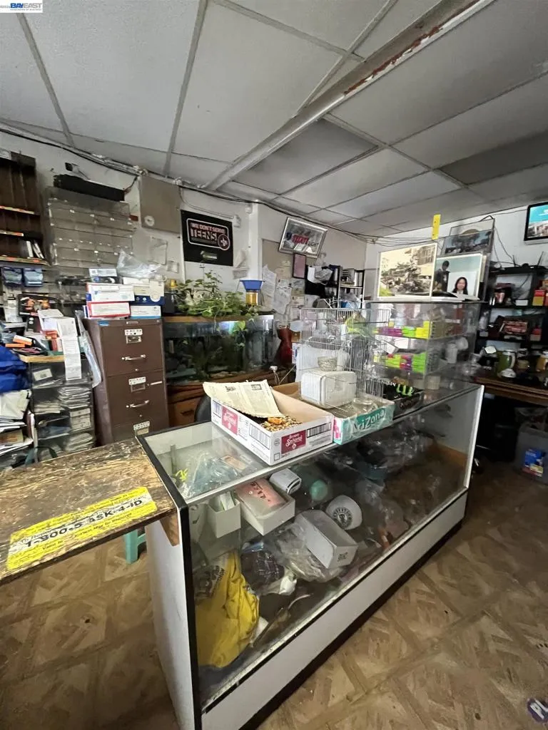 524 E Mission Rd San Gabriel, CA 91776