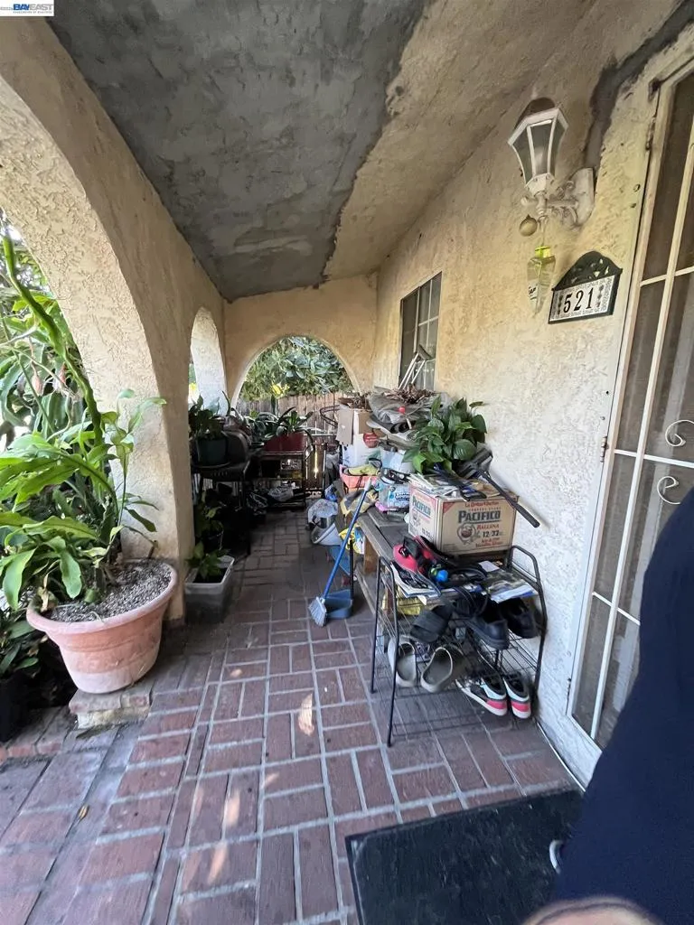 524 E Mission Rd San Gabriel, CA 91776