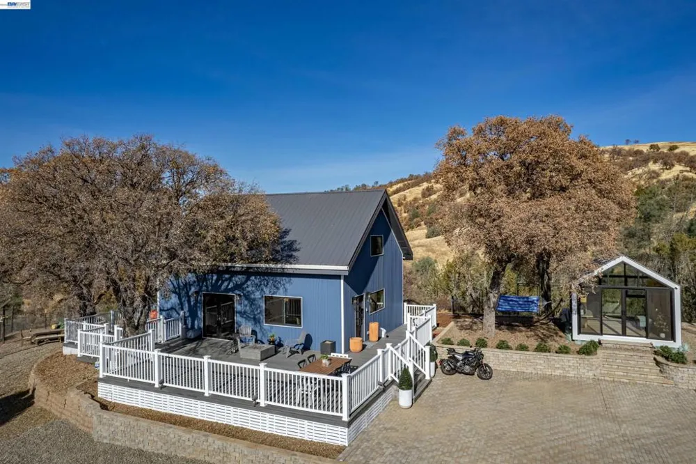 21000 Mines Rd. Livermore, CA 94550