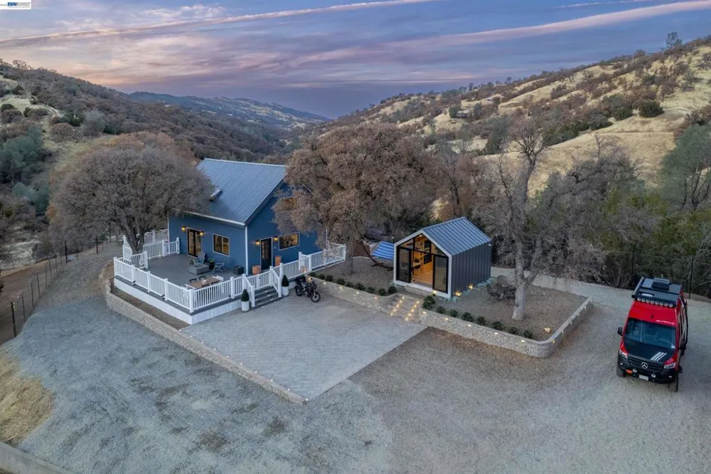 21000 Mines Rd. Livermore, CA 94550