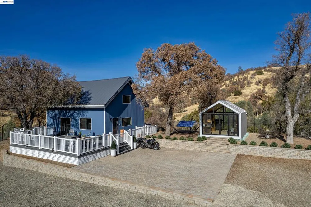 21000 Mines Rd. Livermore, CA 94550