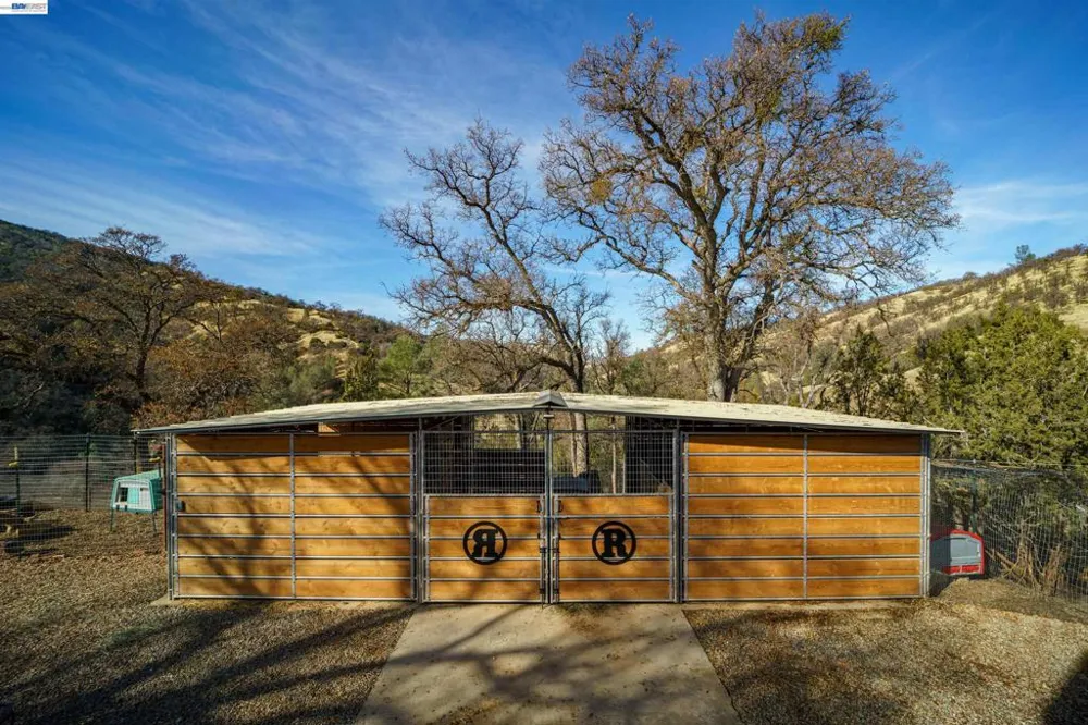 21000 Mines Rd. Livermore, CA 94550