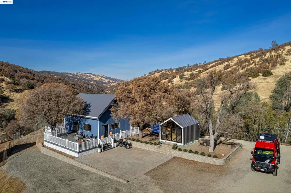 21000 Mines Rd. Livermore, CA 94550
