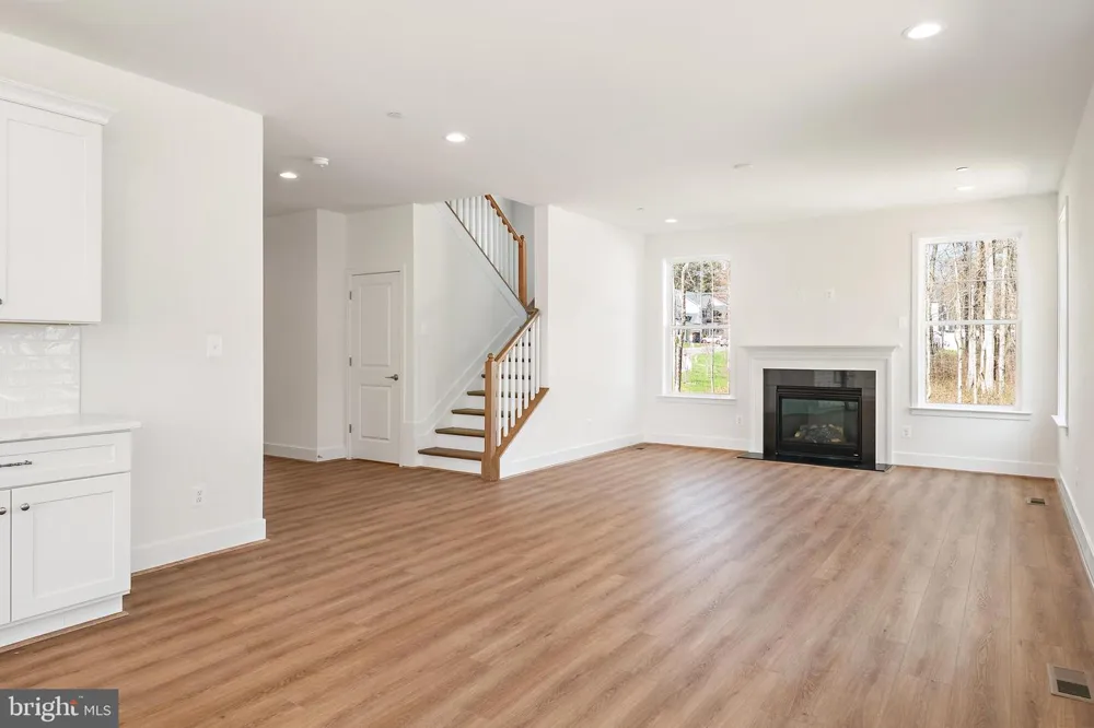 1210 PARISH HILL LANE Severn, MD 21144