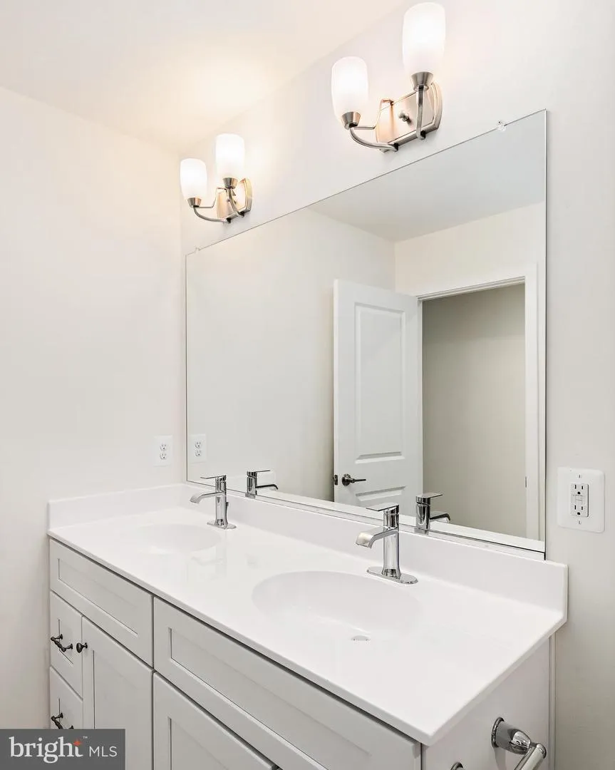 1210 PARISH HILL LANE Severn, MD 21144