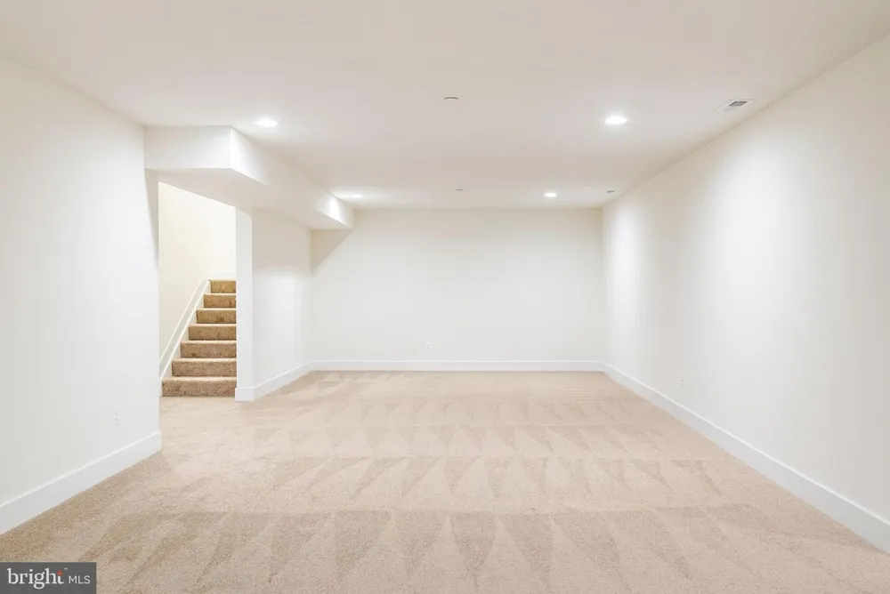 1210 PARISH HILL LANE Severn, MD 21144