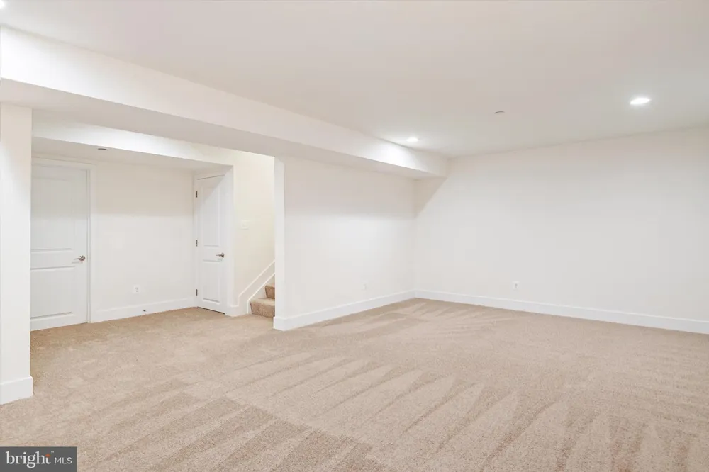 1210 PARISH HILL LANE Severn, MD 21144