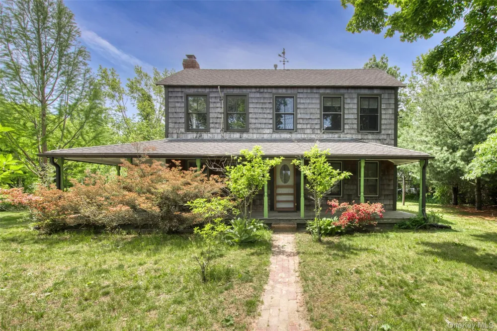 733 Herricks Lane Jamesport, NY 11901