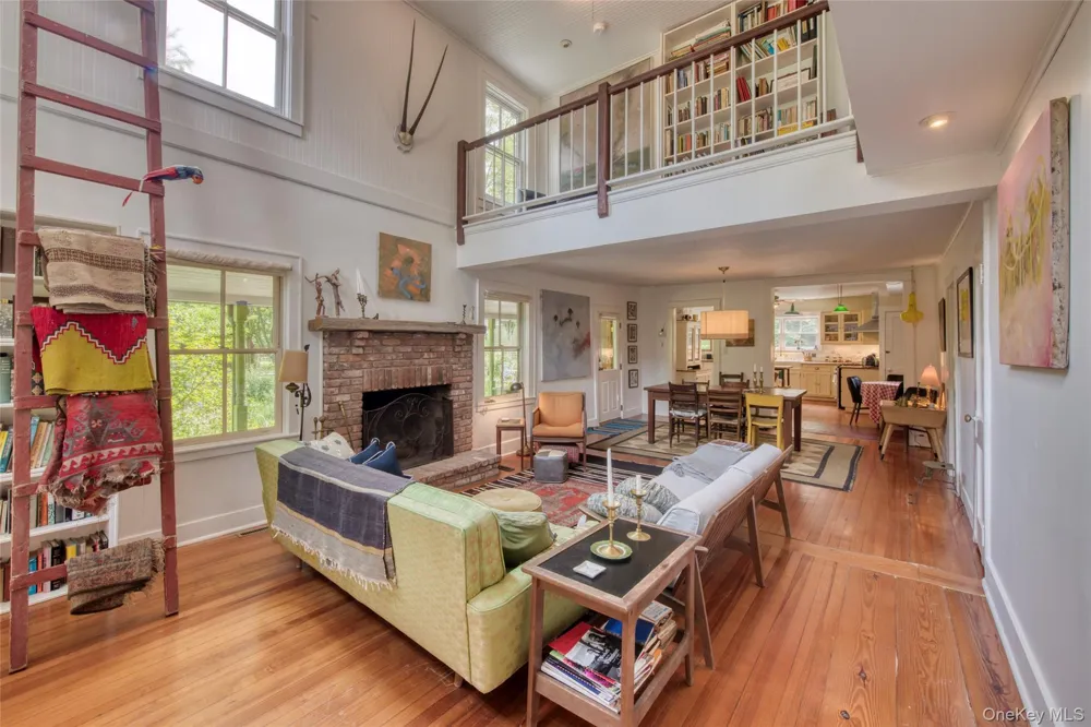 733 Herricks Lane Jamesport, NY 11901