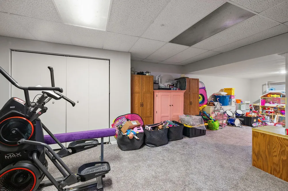 2713 E White Lake Drive Dalton Township, MI 49457