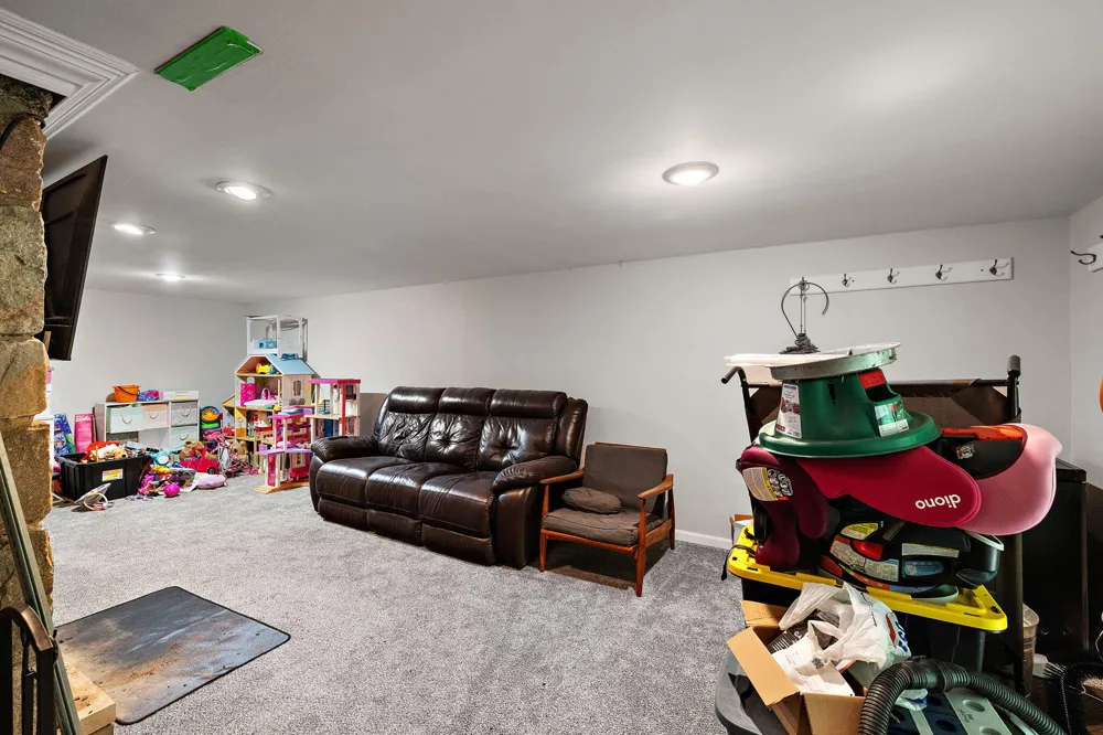 2713 E White Lake Drive Dalton Township, MI 49457