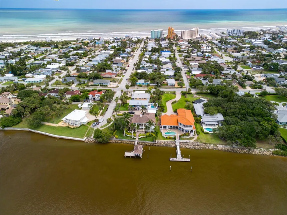 705 N PENINSULA AVENUE New Smyrna Beach, FL 32169