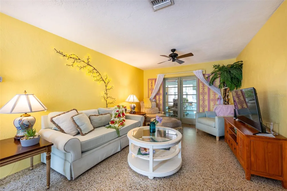 705 N PENINSULA AVENUE New Smyrna Beach, FL 32169