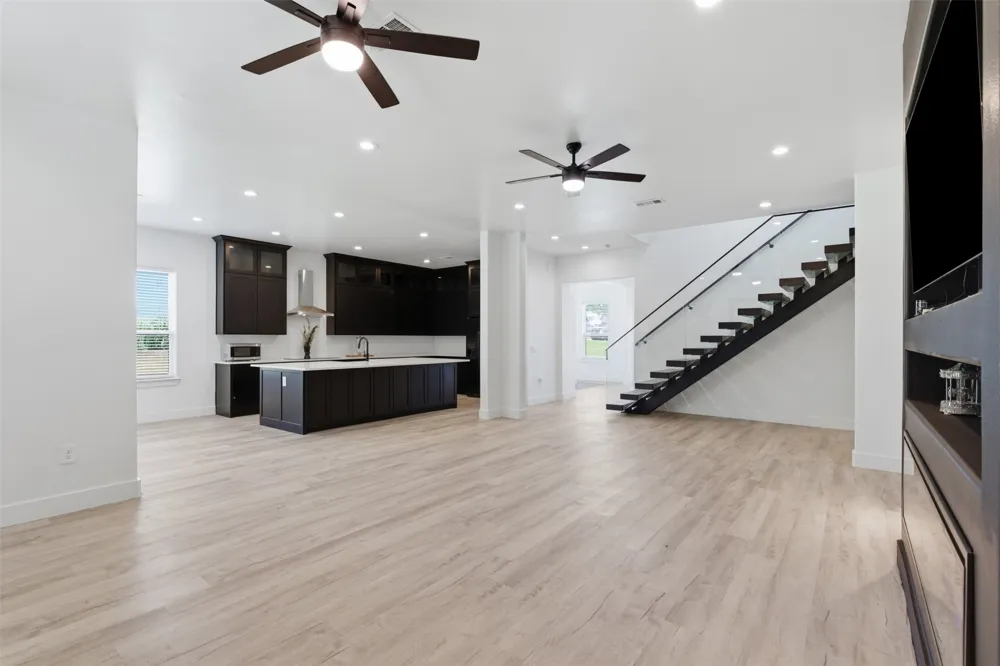 3911 Cypress Stump Court Ovilla, TX 75154