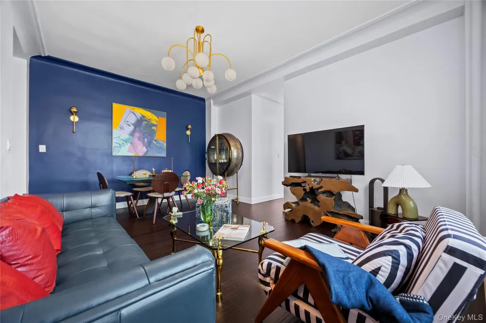 725 Riverside Drive #9C New York (Manhattan), NY 10031