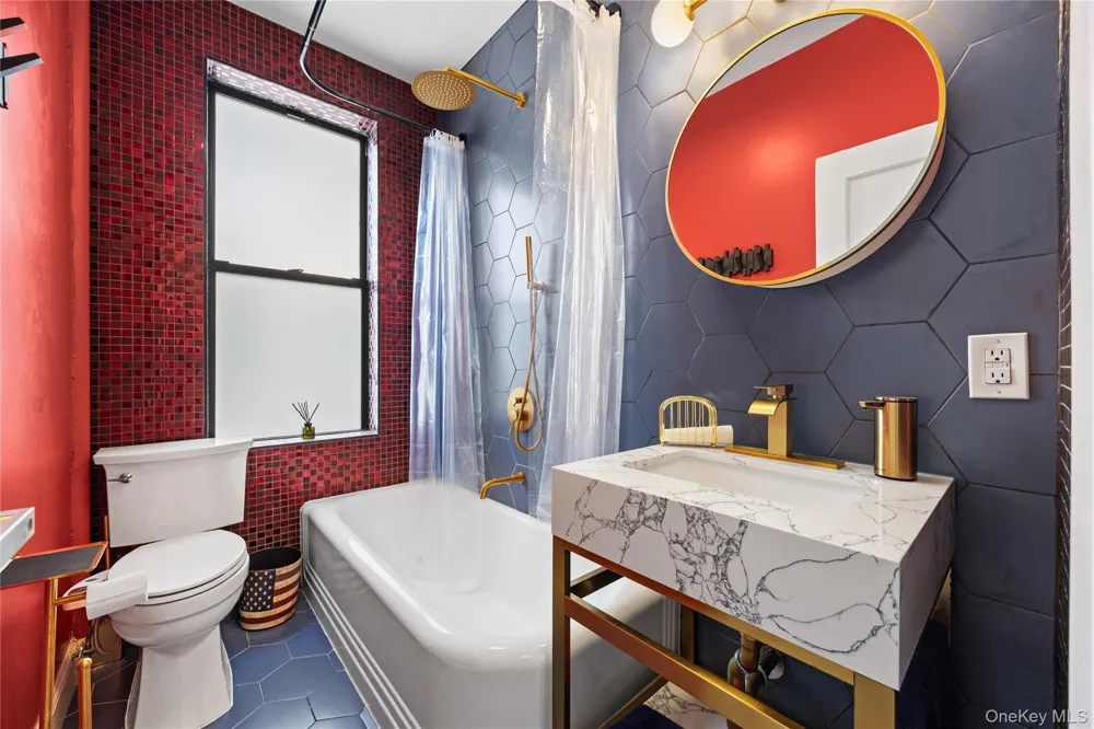 725 Riverside Drive #9C New York (Manhattan), NY 10031