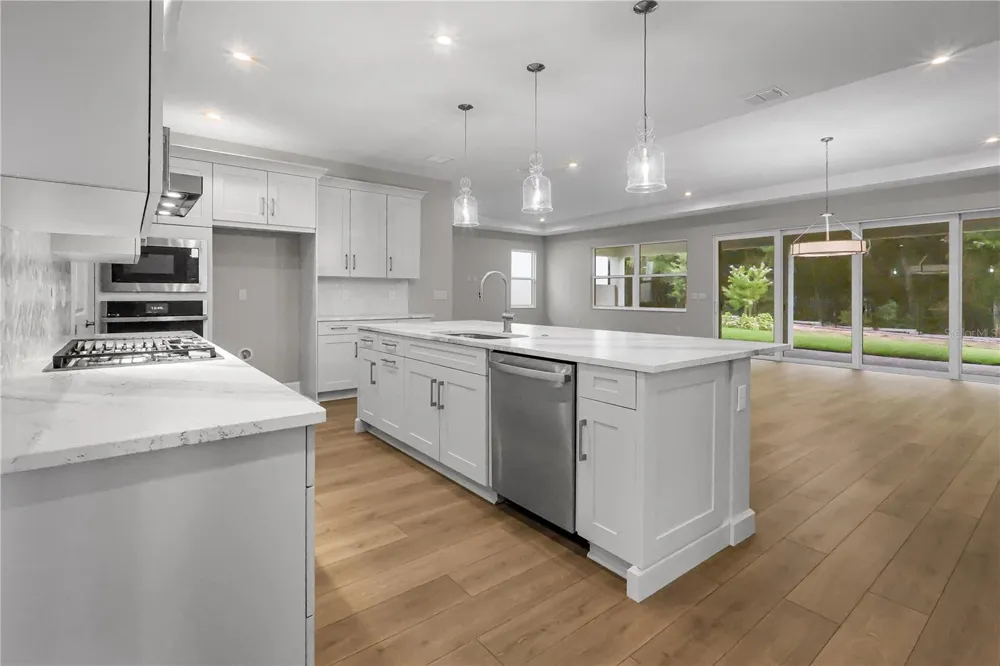 960 CLUB CRESSWIND DRIVE Lady Lake, FL 32159
