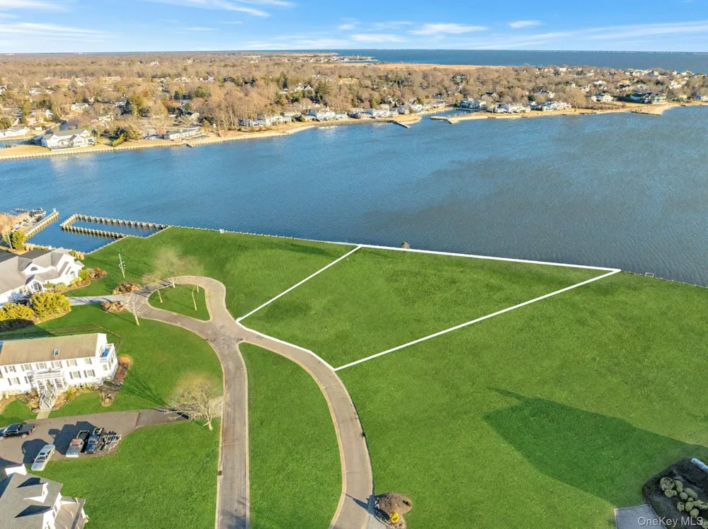 Lot 5 Overlea Court Bay Shore, NY 11706