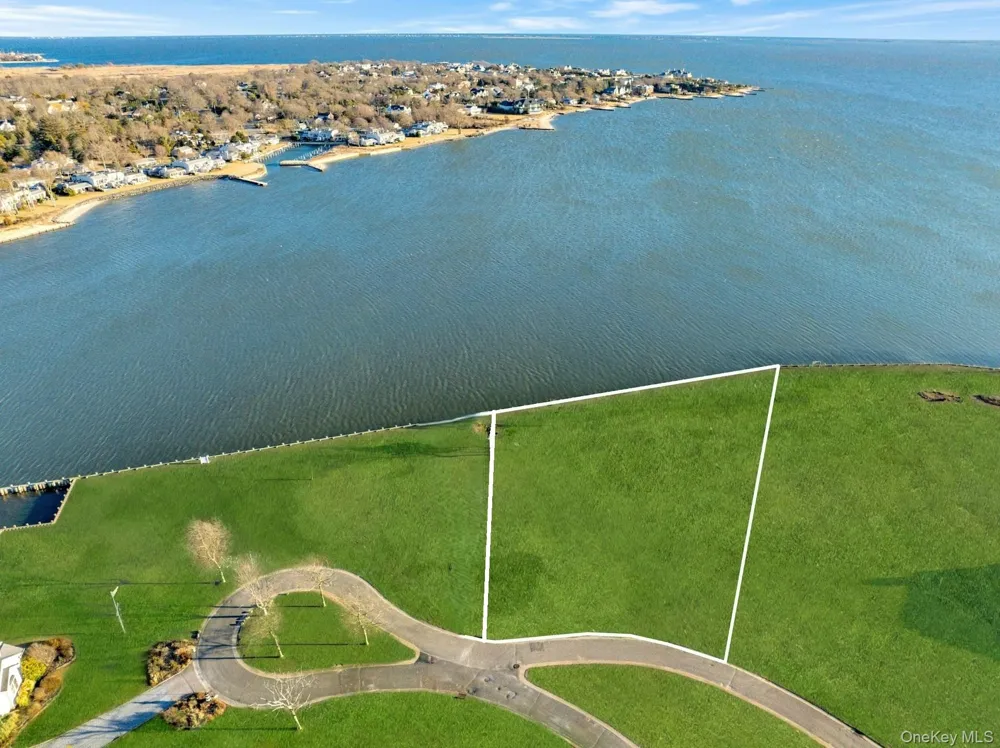 Lot 5 Overlea Court Bay Shore, NY 11706