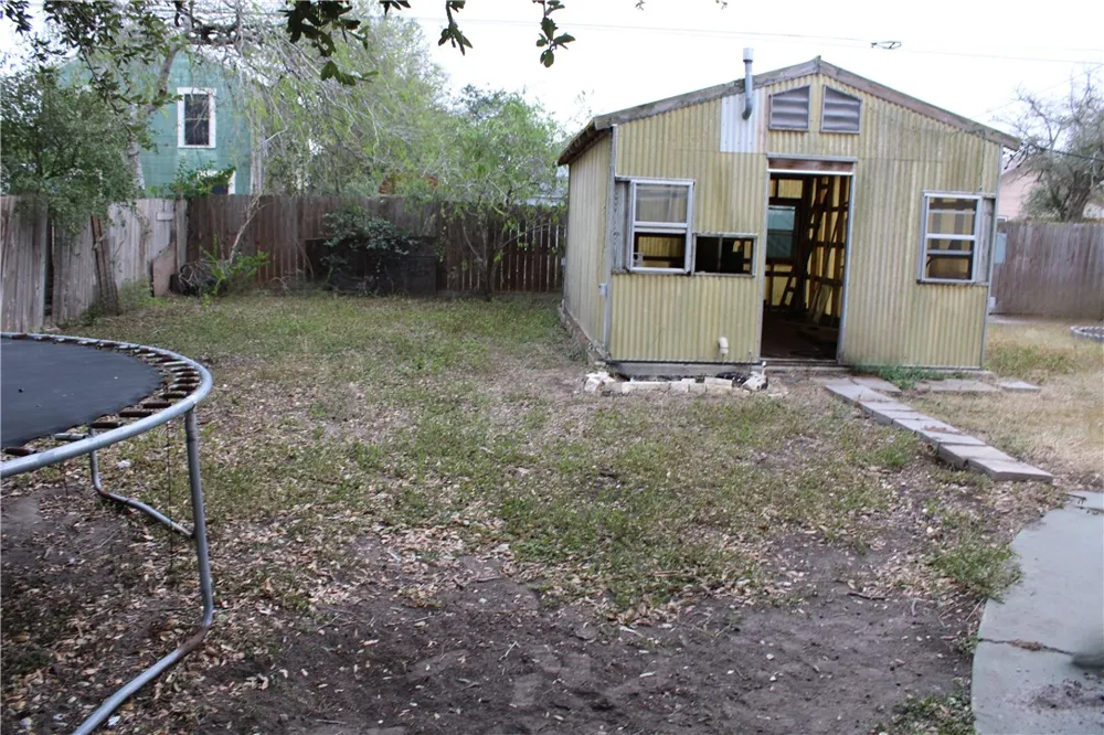 521 E Huisache Avenue Kingsville, TX 78363