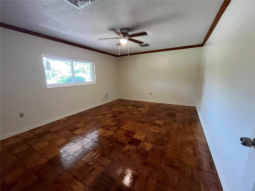 1145 S LAKE REEDY BOULEVARD Frostproof, FL 33843
