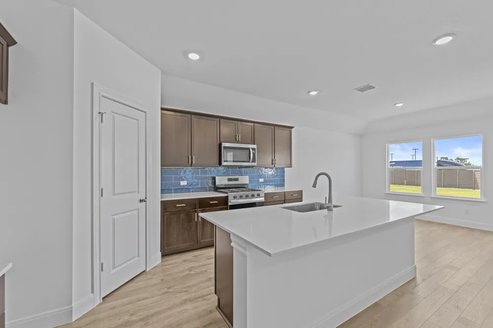 127 Union Pacific Drive Cedar Creek, TX 78612