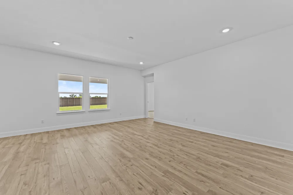 127 Union Pacific Drive Cedar Creek, TX 78612