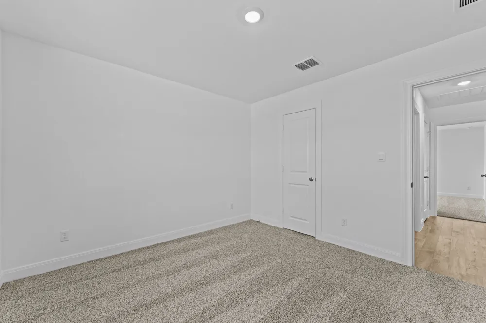 127 Union Pacific Drive Cedar Creek, TX 78612