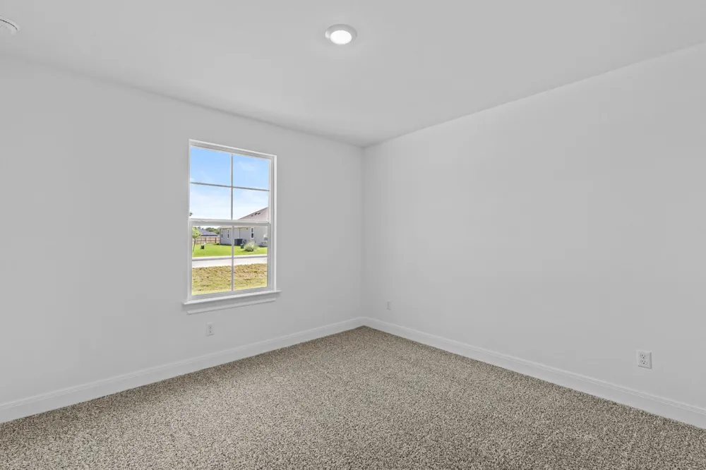 127 Union Pacific Drive Cedar Creek, TX 78612