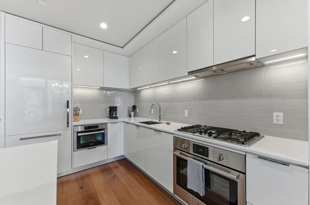 44 East Avenue #1503 Austin, TX 78701
