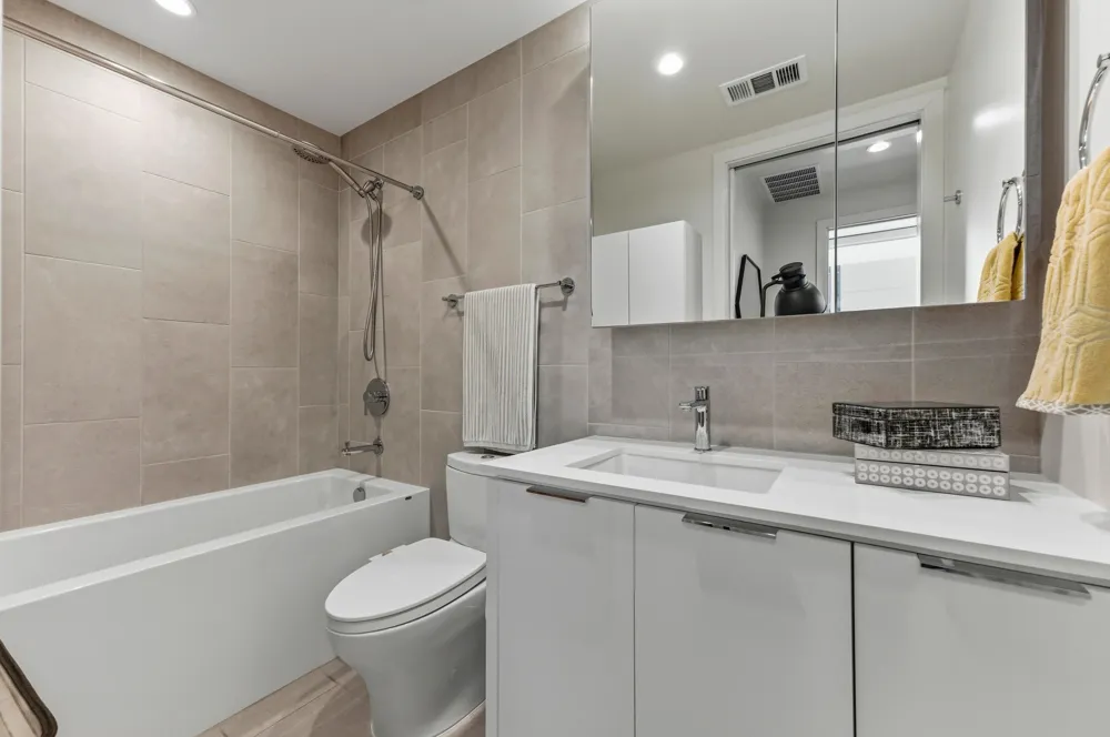44 East Avenue #1503 Austin, TX 78701