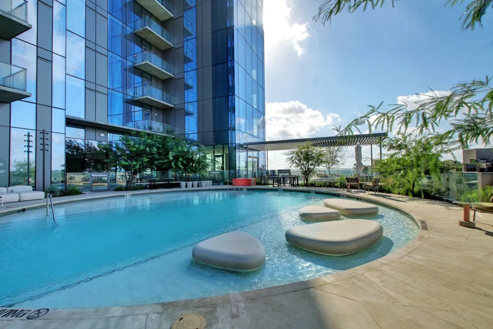 44 East Avenue #1503 Austin, TX 78701