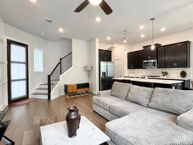 5843 Whitby RD Unit UNIT 13