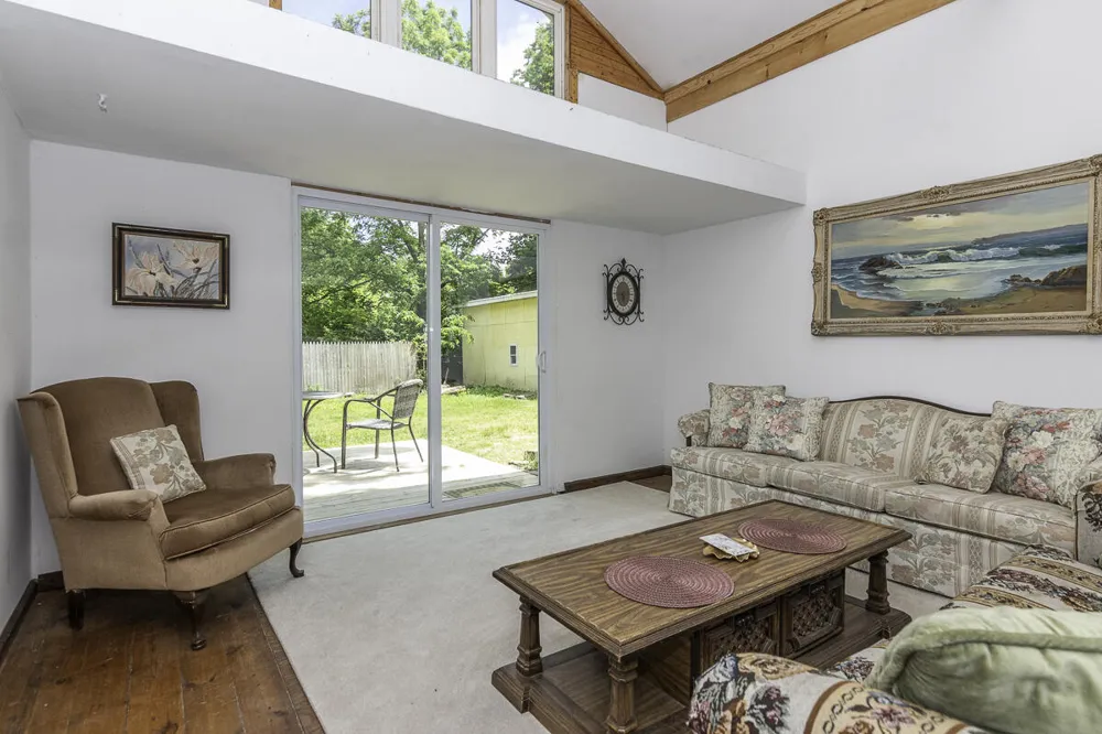 514 Kalamazoo Street Paw Paw, MI 49079
