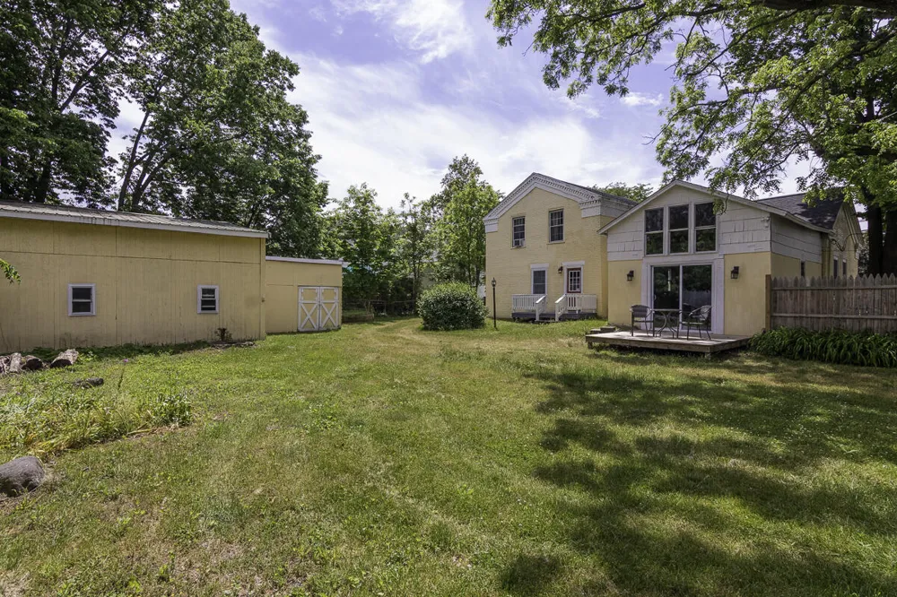 514 Kalamazoo Street Paw Paw, MI 49079