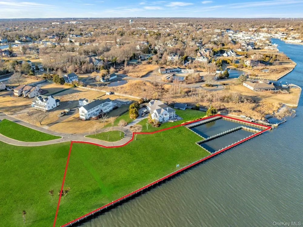 Lot 4 and Lot 11 Overlea Court Bay Shore, NY 11706