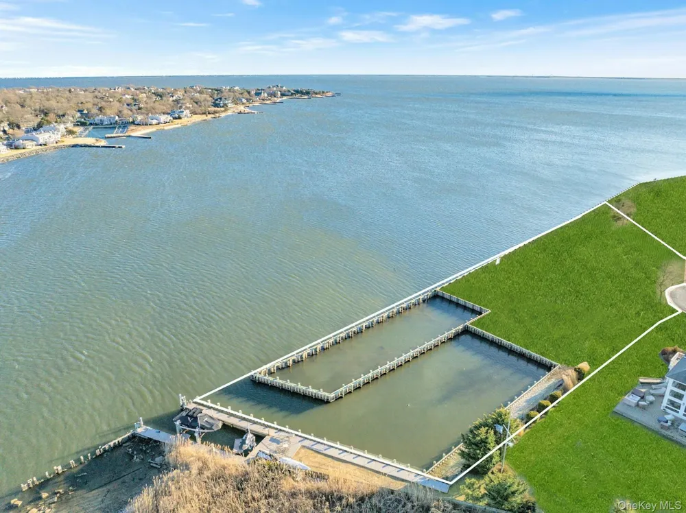 Lot 4 and Lot 11 Overlea Court Bay Shore, NY 11706
