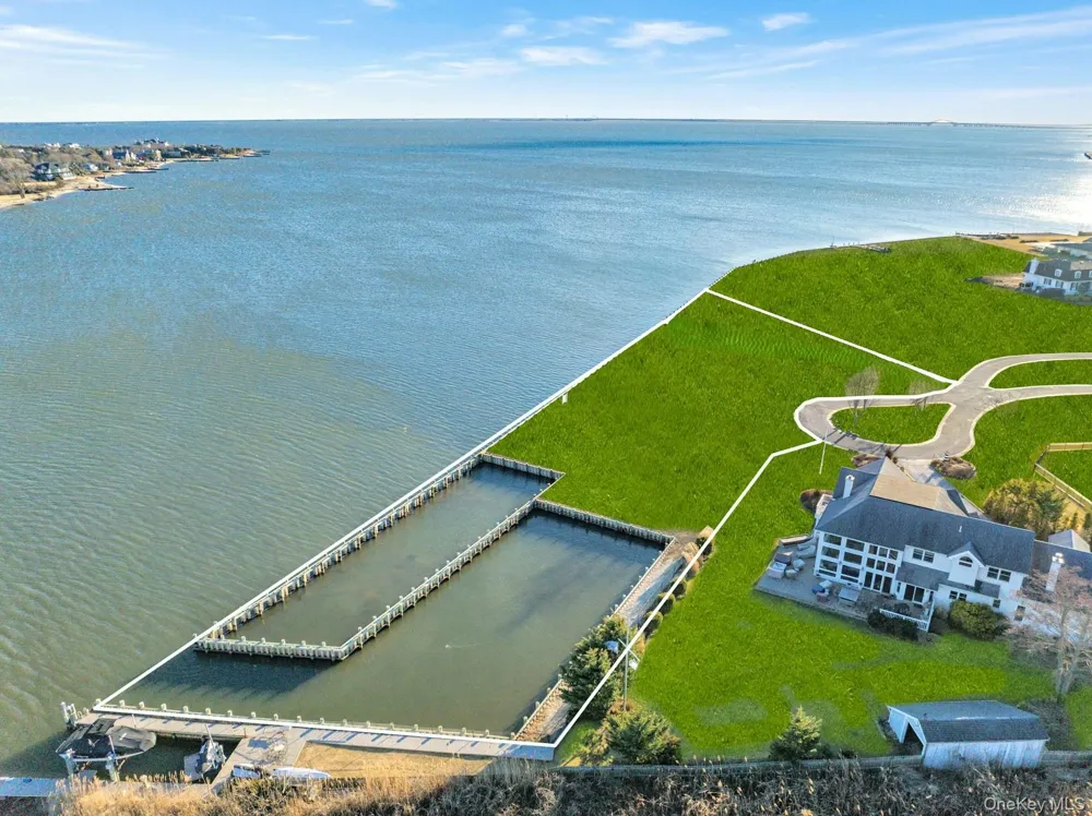 Lot 4 and Lot 11 Overlea Court Bay Shore, NY 11706
