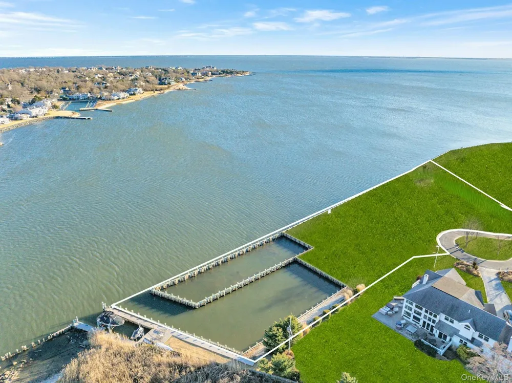 Lot 4 and Lot 11 Overlea Court Bay Shore, NY 11706