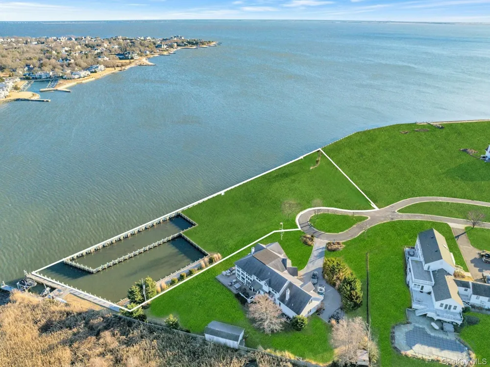 Lot 4 and Lot 11 Overlea Court Bay Shore, NY 11706