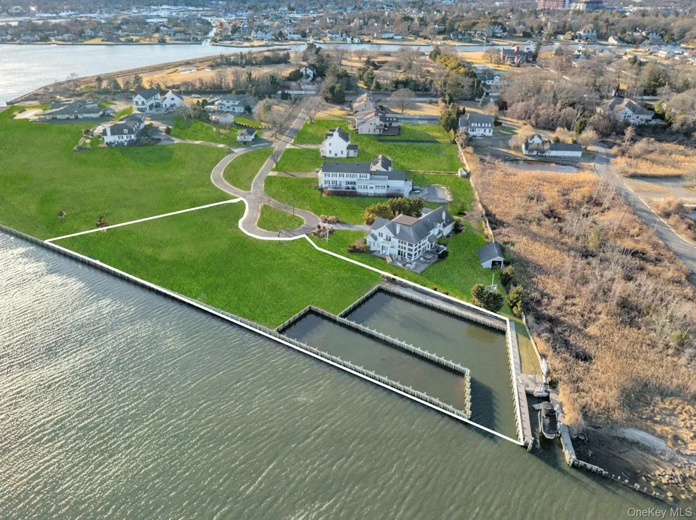 Lot 4 and Lot 11 Overlea Court Bay Shore, NY 11706