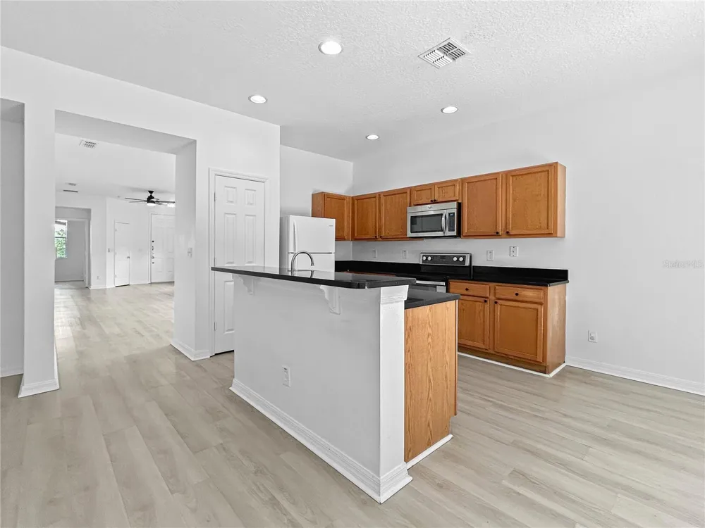 654 KETTERING ROAD Davenport, FL 33897
