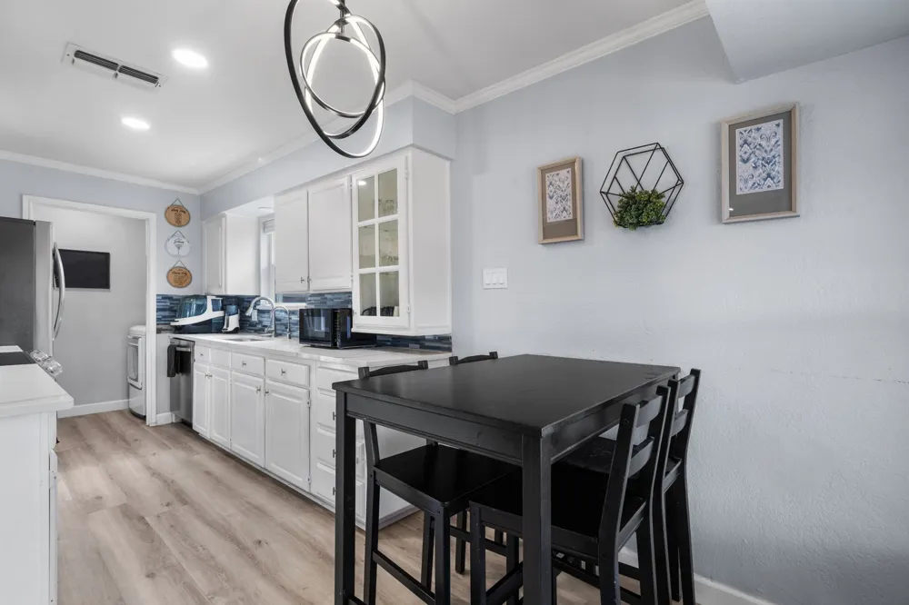 7629 Cedarhill Road Watauga, TX 76148
