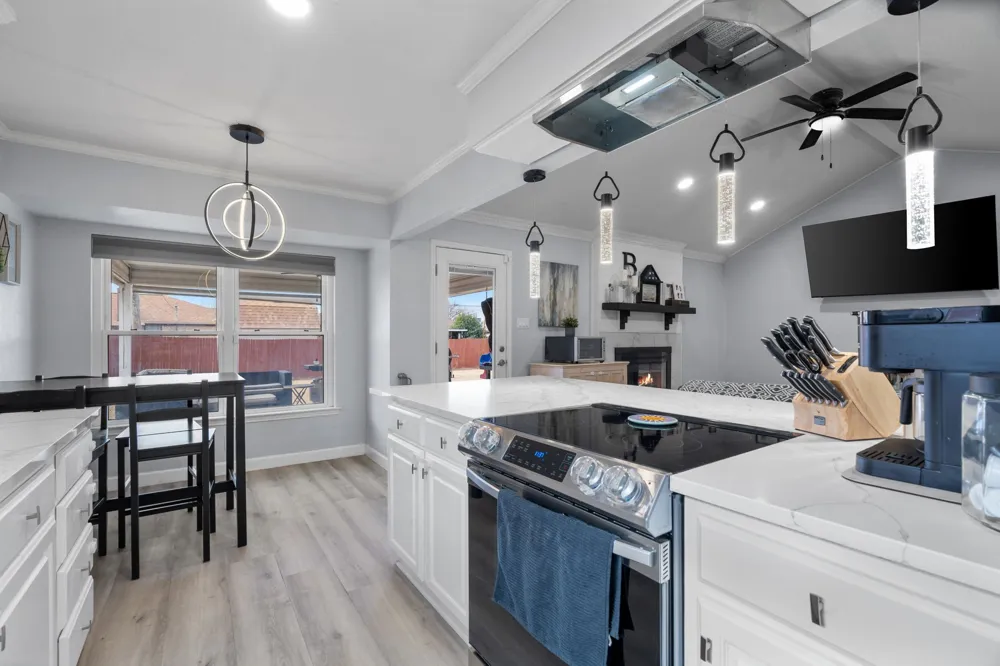 7629 Cedarhill Road Watauga, TX 76148