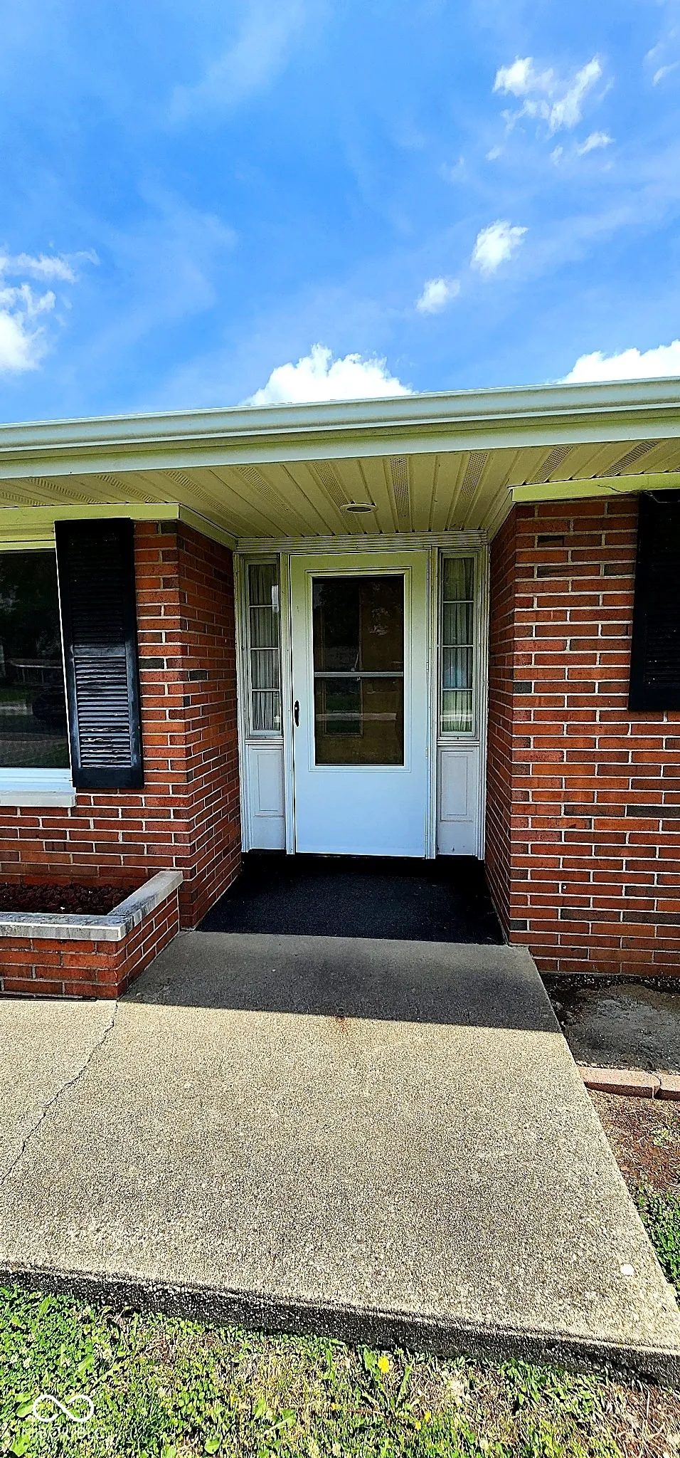 2394 S Sunset Drive Connersville, IN 47331