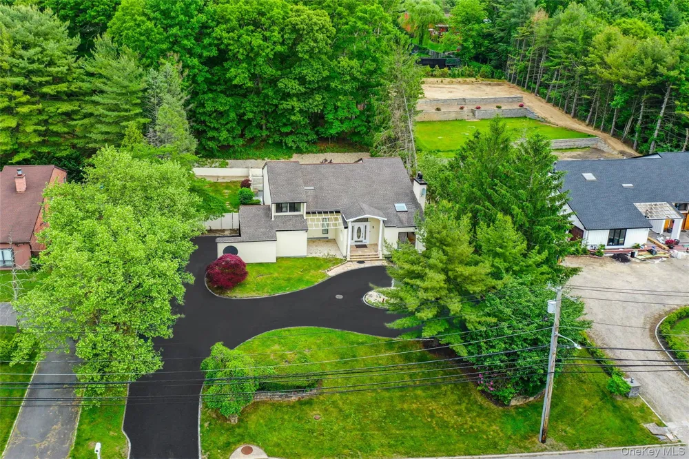 126 Bagatelle Road Dix Hills, NY 11746