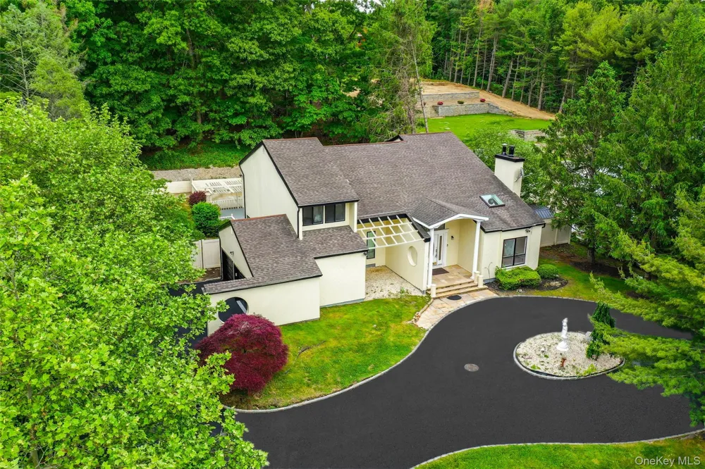 126 Bagatelle Road Dix Hills, NY 11746
