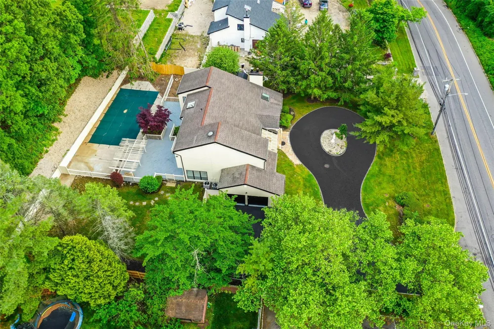 126 Bagatelle Road Dix Hills, NY 11746