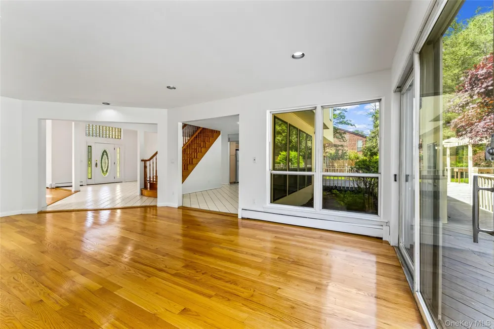 126 Bagatelle Road Dix Hills, NY 11746